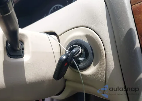 2000 Toyota Avalon Xl/Xls z USA, uszkodzony, nr VIN 4T1BF28B9YU062165